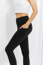 Reflective Dot Active Leggings Trendsi