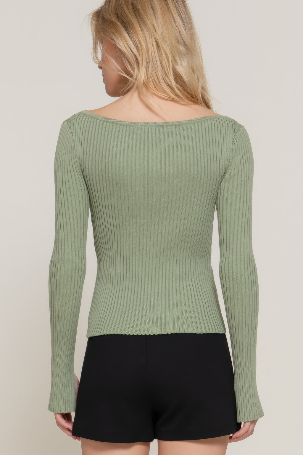 Long Sleeve Boat Neck Sweater Sleek and Stylish