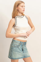 Contrast Trim Sleeveless Ribbed Top Sleek and Stylish