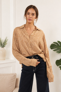 Women’s Floral Print Collared Button-Up Shirt Sleek and Stylish