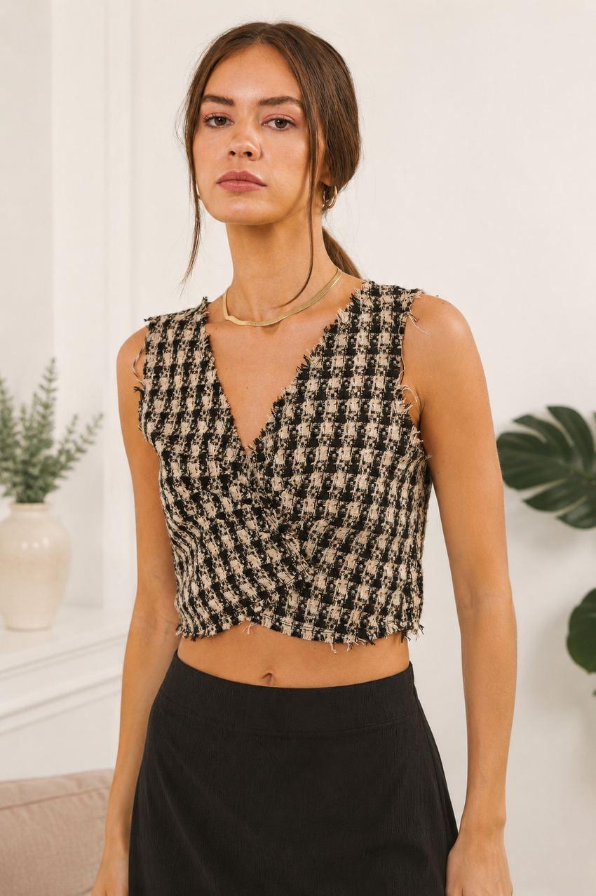 Women’s Plaid V-Neck Button-Up Vest Sleek and Stylish