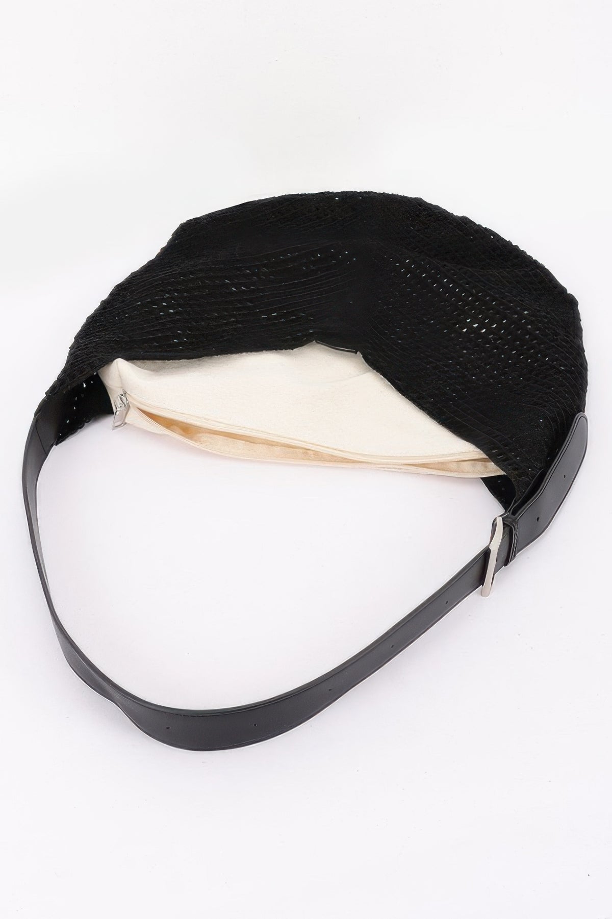 Mesh Crochet Shoulder With Pouch Sleek and Stylish