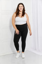 Reflective Dot Active Leggings Trendsi